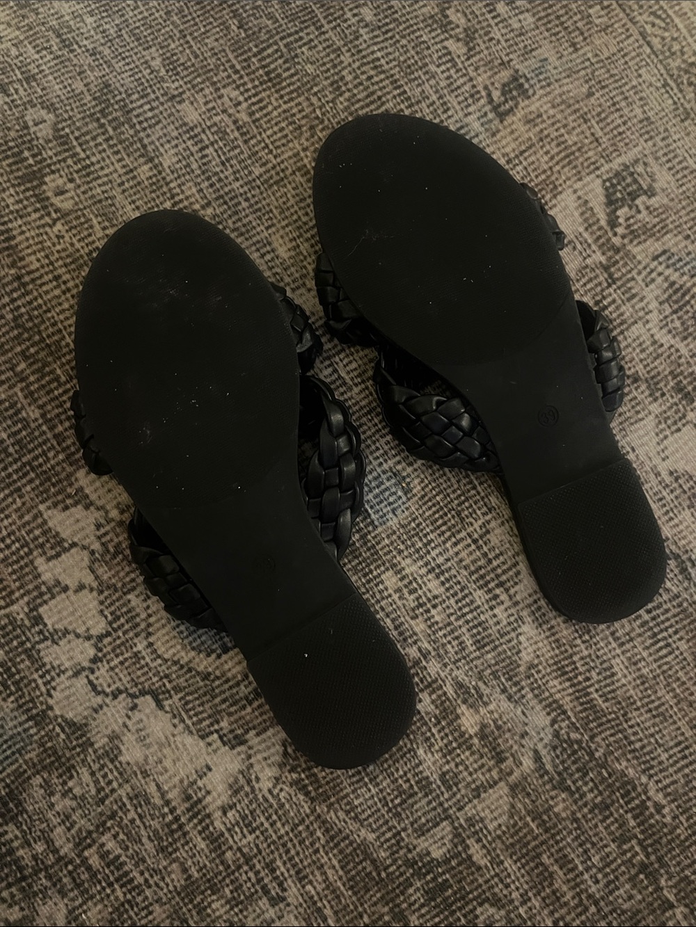 Women’s Black Braided Slide Sandals - Picture 2 of 2